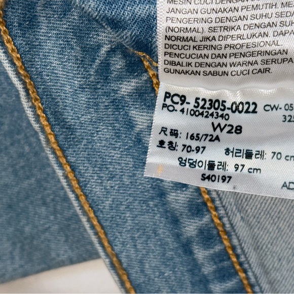 Levi’s Wedgie Skinny Jeans Light Wash Distressed (W28 / 6) - Picture 5 of 5